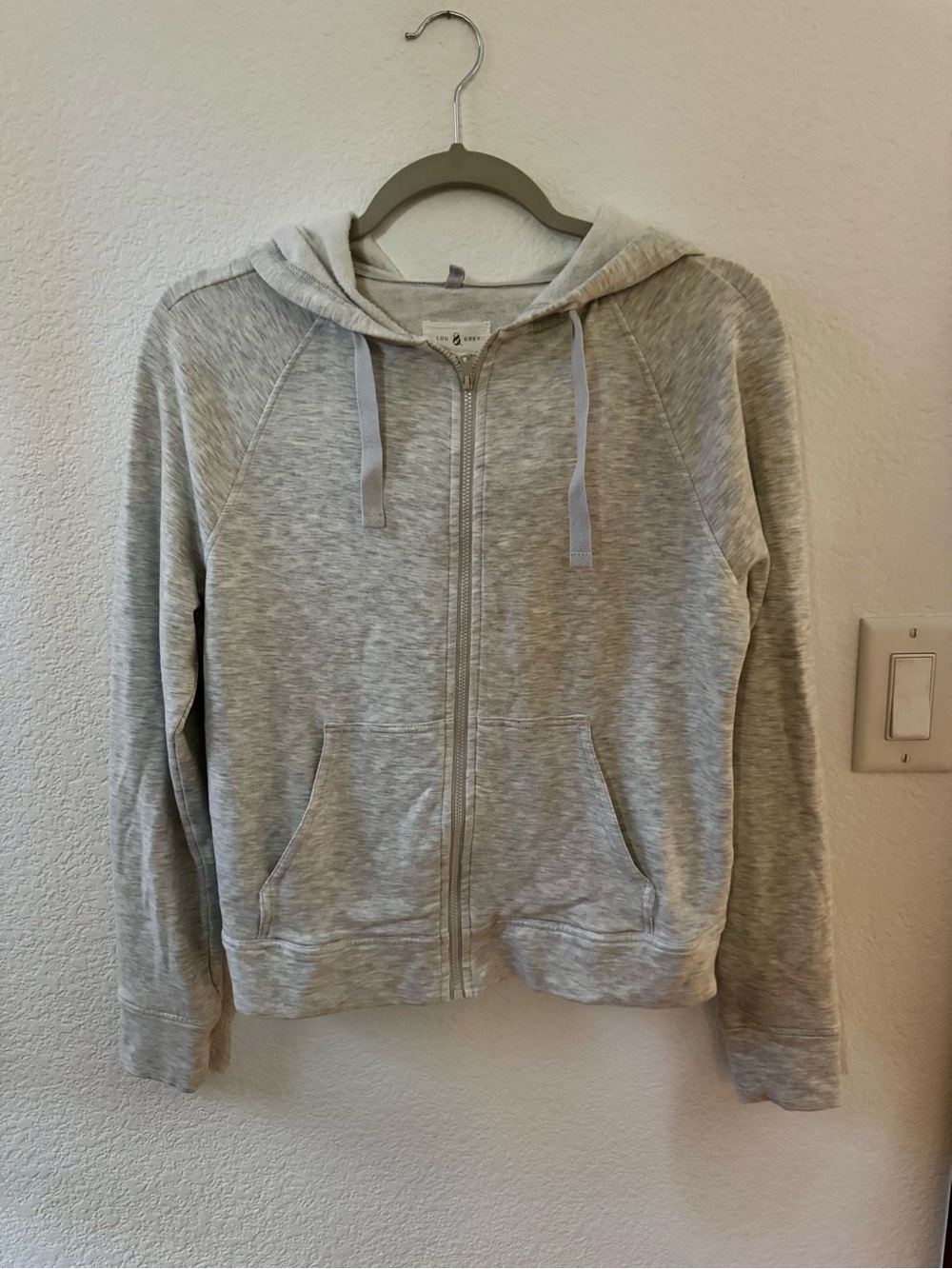 Lou & Grey | Light Gray Zip-Up Hoodie with Hood and Pockets